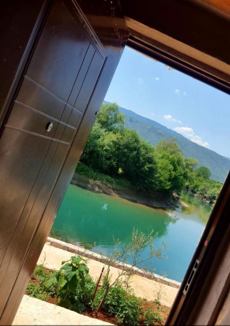 Splav "Slap" - Bungalovi Danilovgrad Екстериор снимка