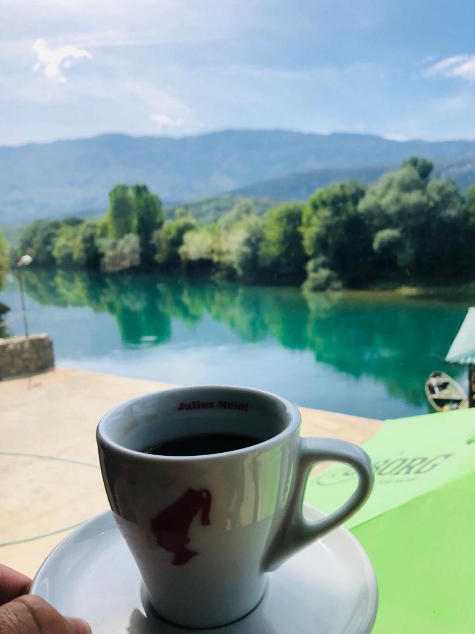 Splav "Slap" - Bungalovi Danilovgrad Екстериор снимка